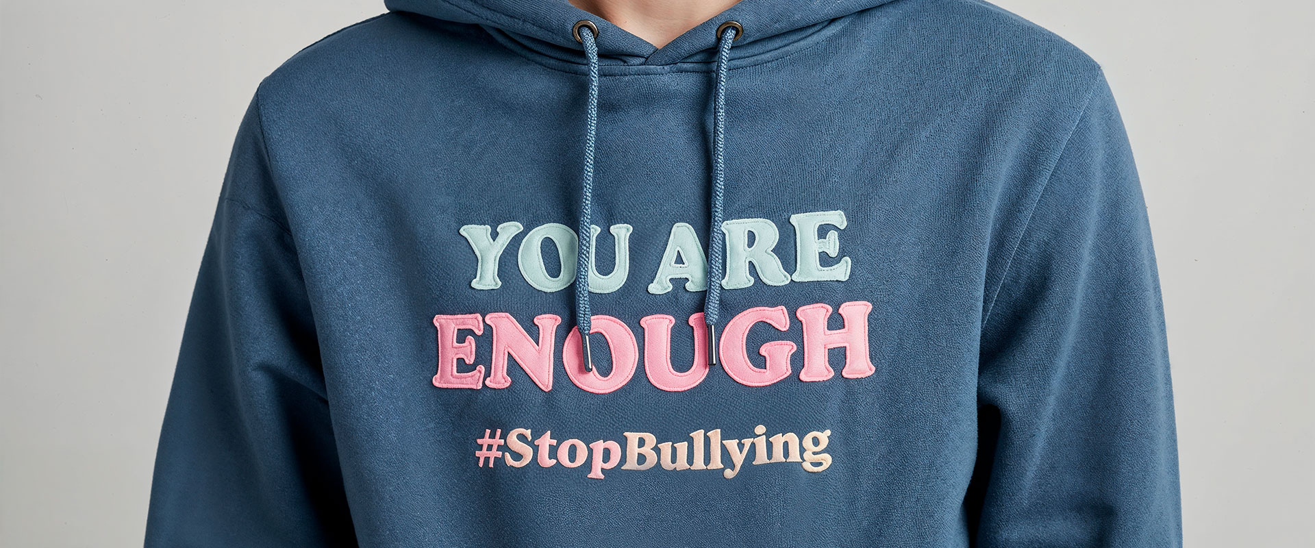 Hoodie Femme King - Broderie Poisson